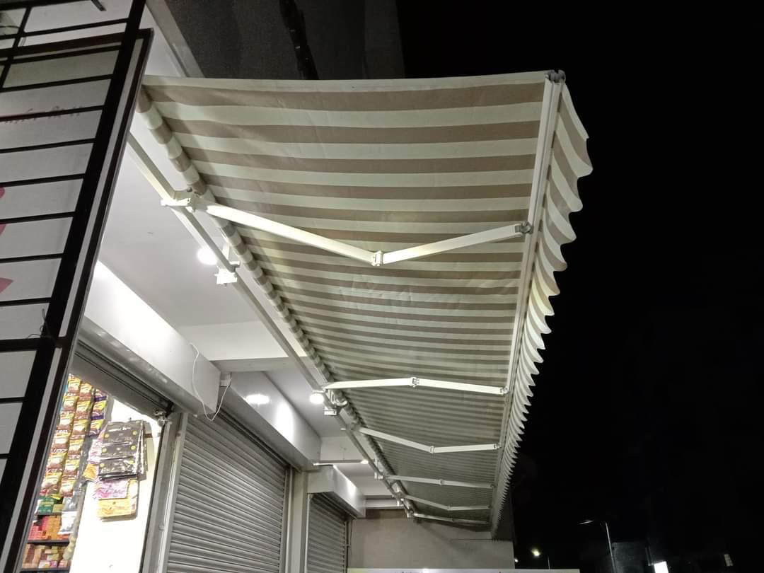 Retractable Folding Awning Canopy